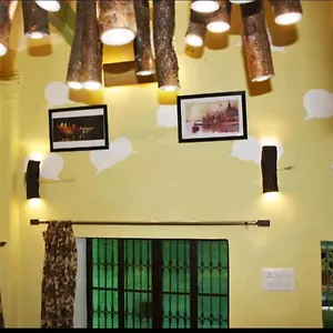 Monalisa Hostal